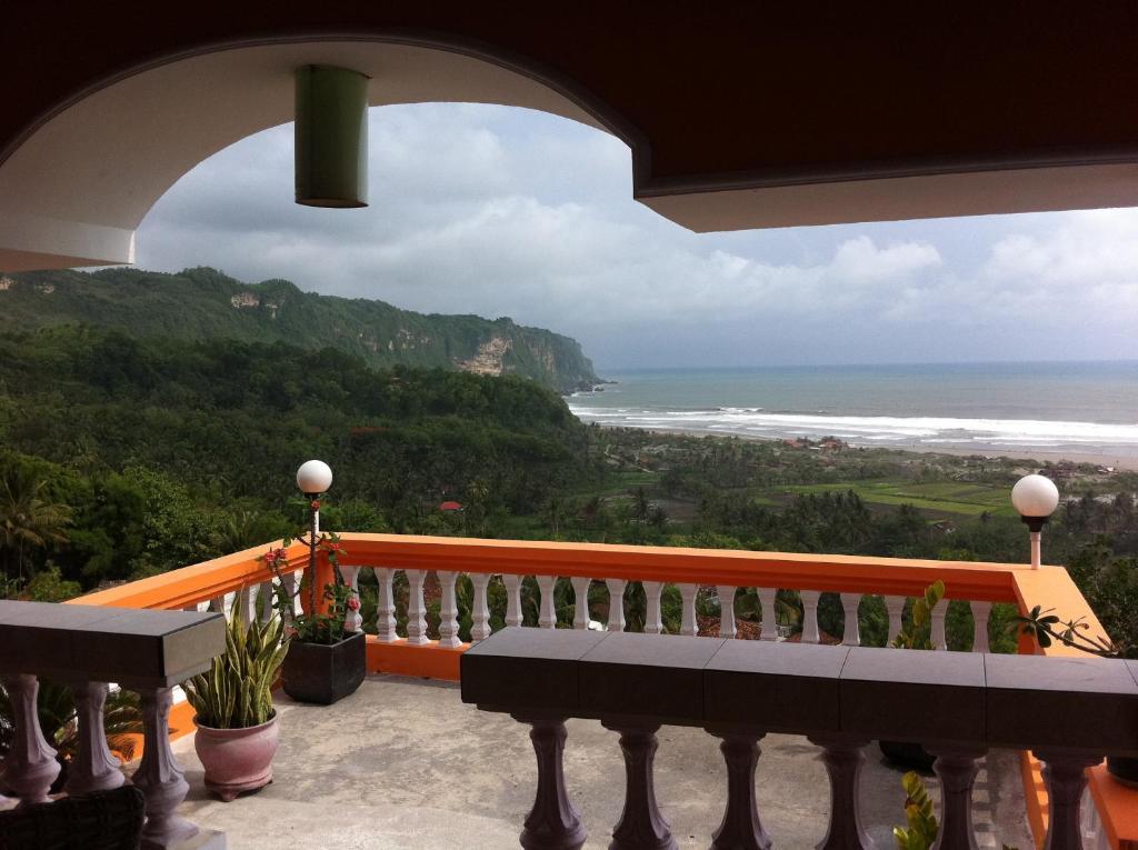 Hotel Adinda Parangtritis Esterno foto